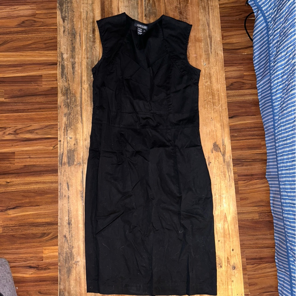 Hope & Honey Elegant Black Sleeveless Dress